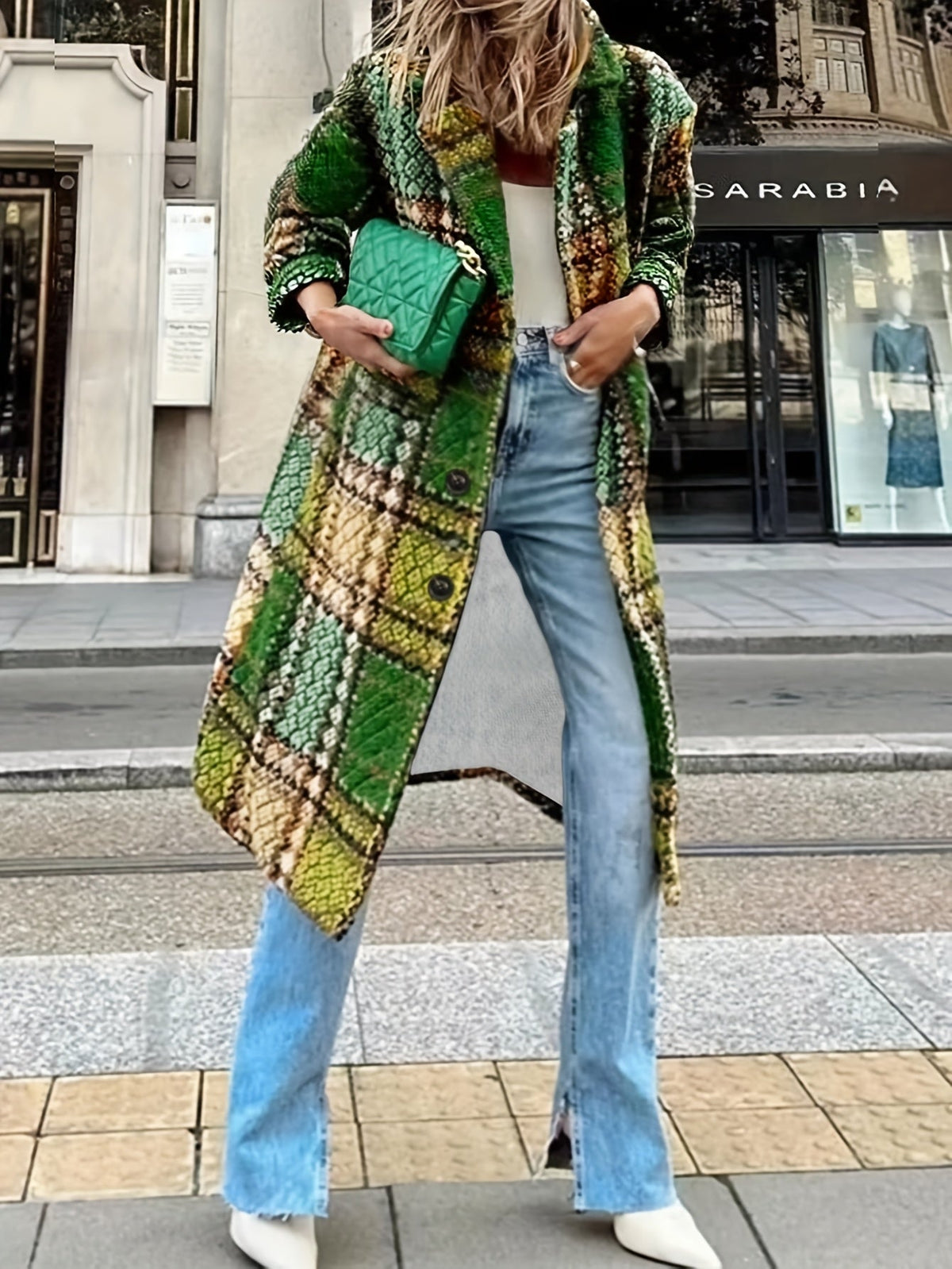Mae– Elegant Plaid Coat