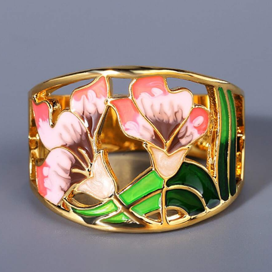 Anillo vintage de flor esmaltada en oro