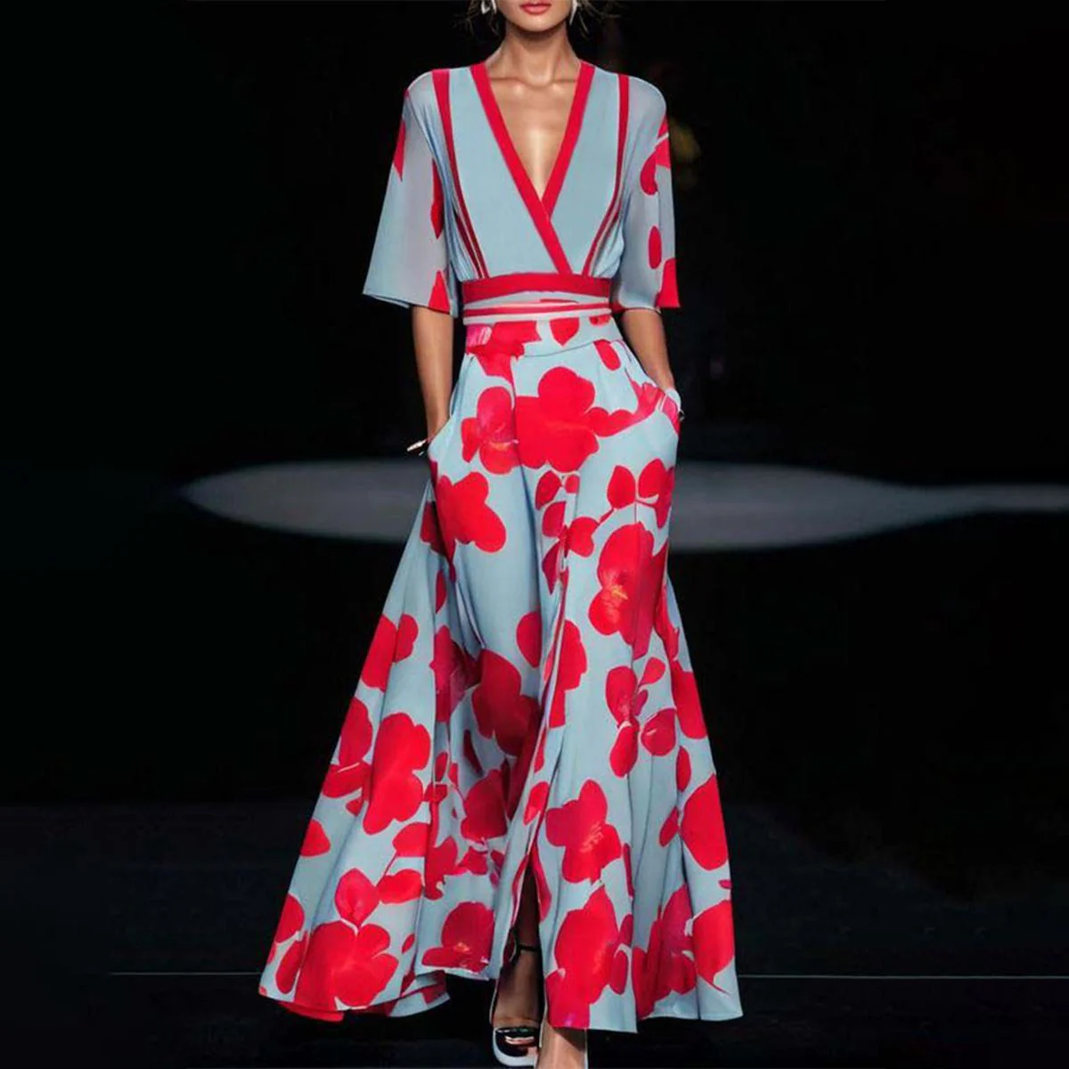 Amira | Classic Floral Robe