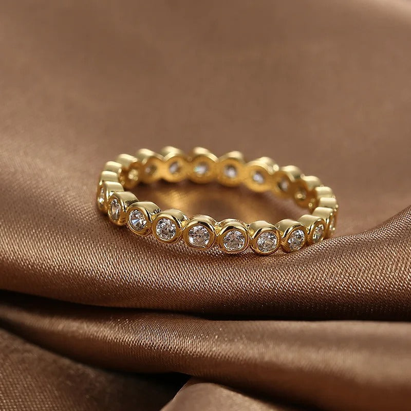 Bubble Ring with Diamond