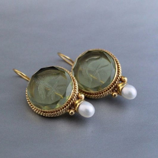 Pendientes Redondos con Piedra Verde y Perla 