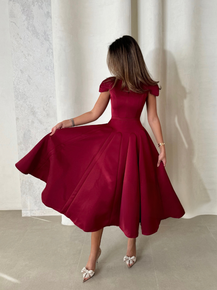 Elora™ | Pleated Midi Dress