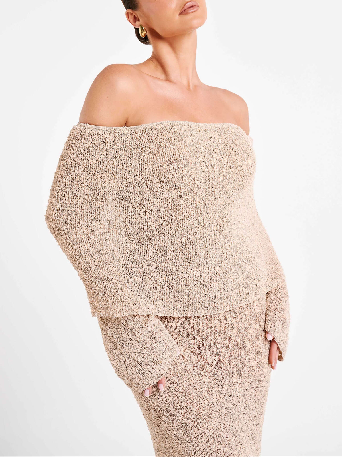 Kenvira™ | Vestido con hombros descubiertos
