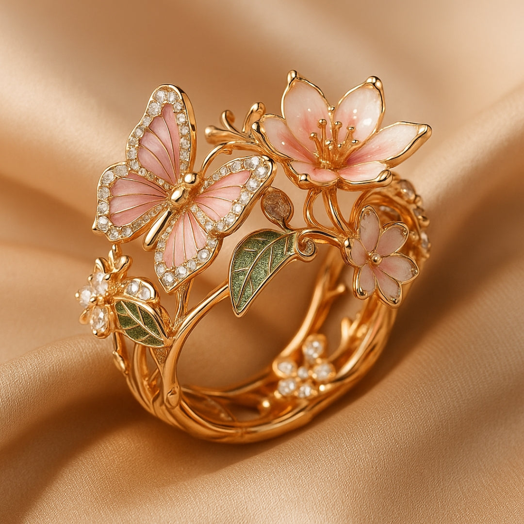 Anillo de circonita con mariposa brillante natural