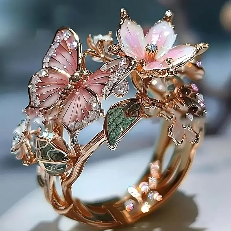 Anillo de circonita con mariposa brillante natural
