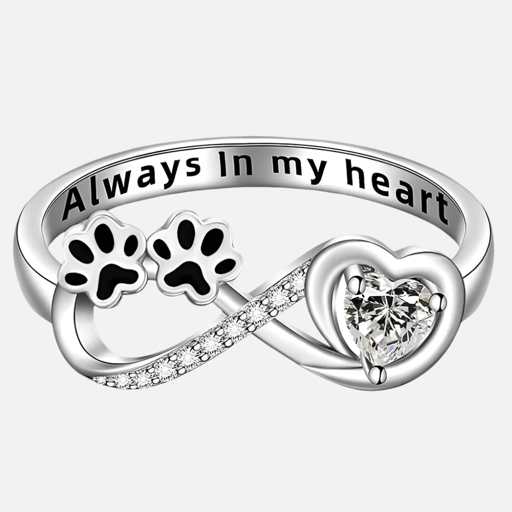 Paw-shaped zirconia ring with heart and infinity design